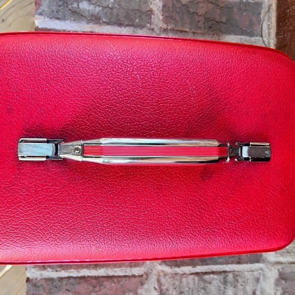 Luggage - Picture 7 of 11